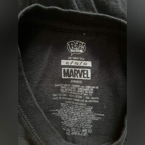 🚫SOLD -Funko POP X-Men Black Light Wolverine T Shirt X-Large Men’s - Picture 3 of 3